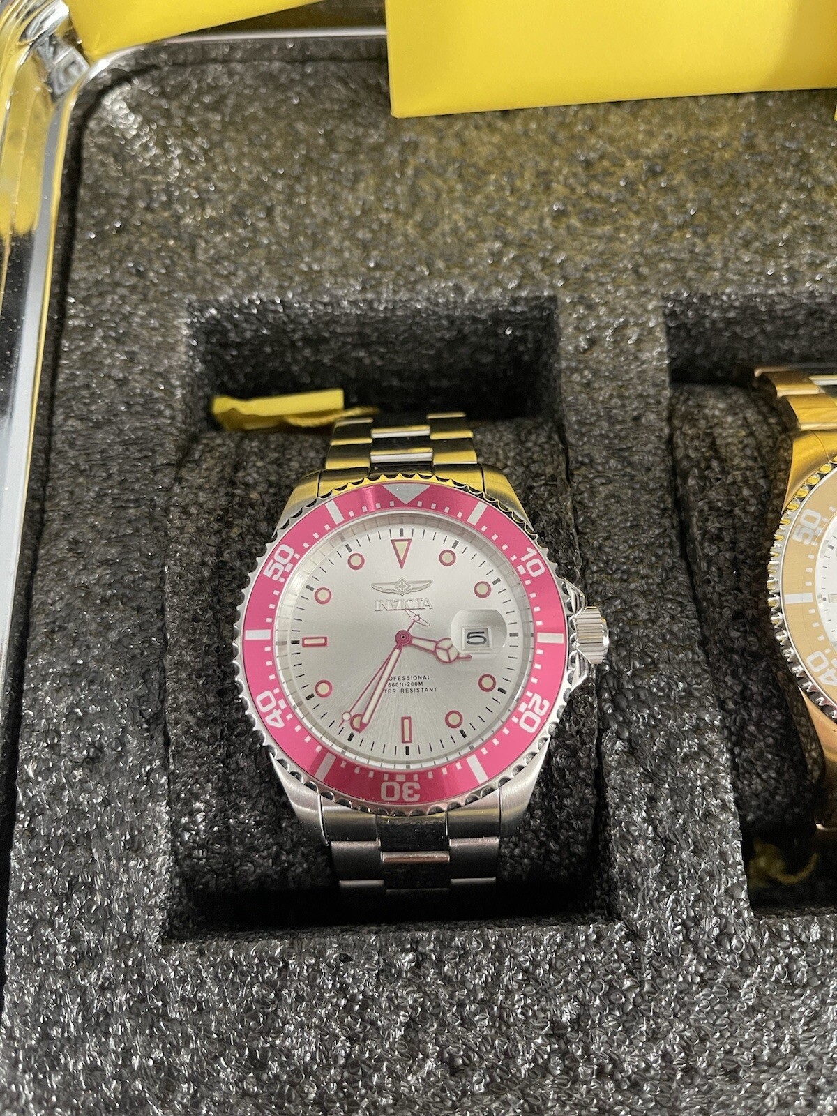 Invicta Pro diver Watch Bundle With Tags, Box And Warranty Cards