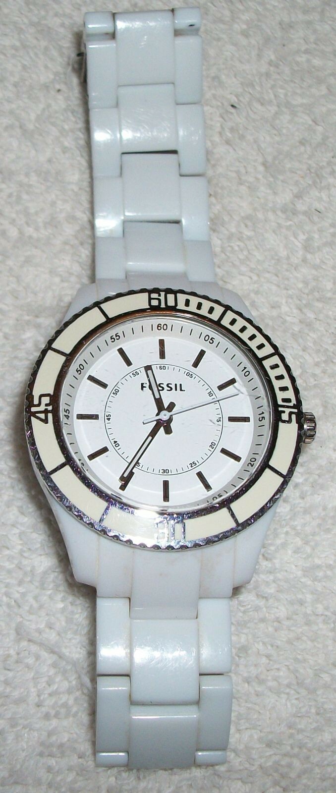 Fossil ES-2442 Quartz Analog Watch White New Battery installed 6 1/2 inch
