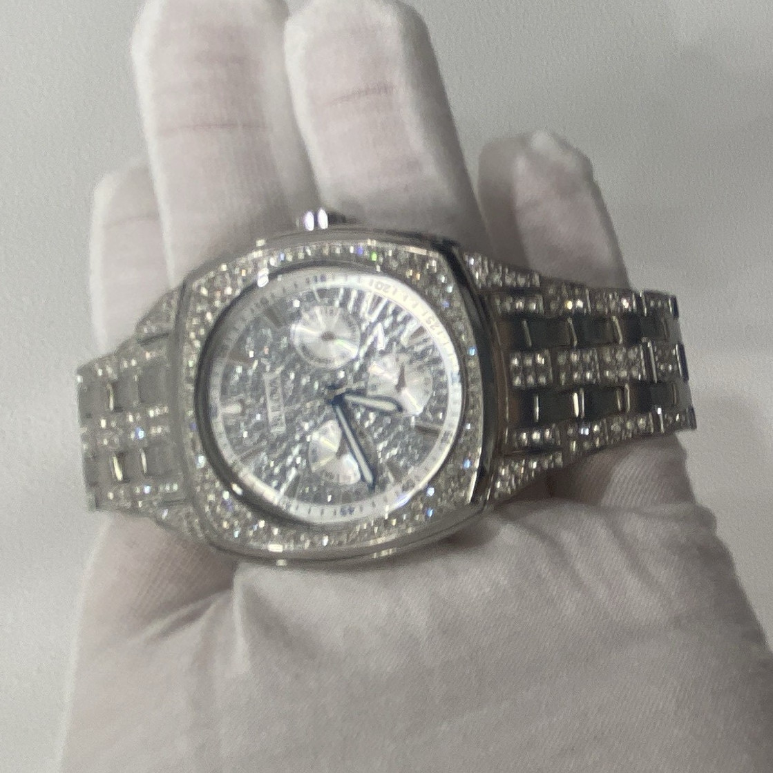 Bulova Diamond Men’s Watch Accent Quartz Analog Silver Dial SS Bracelet 40mm