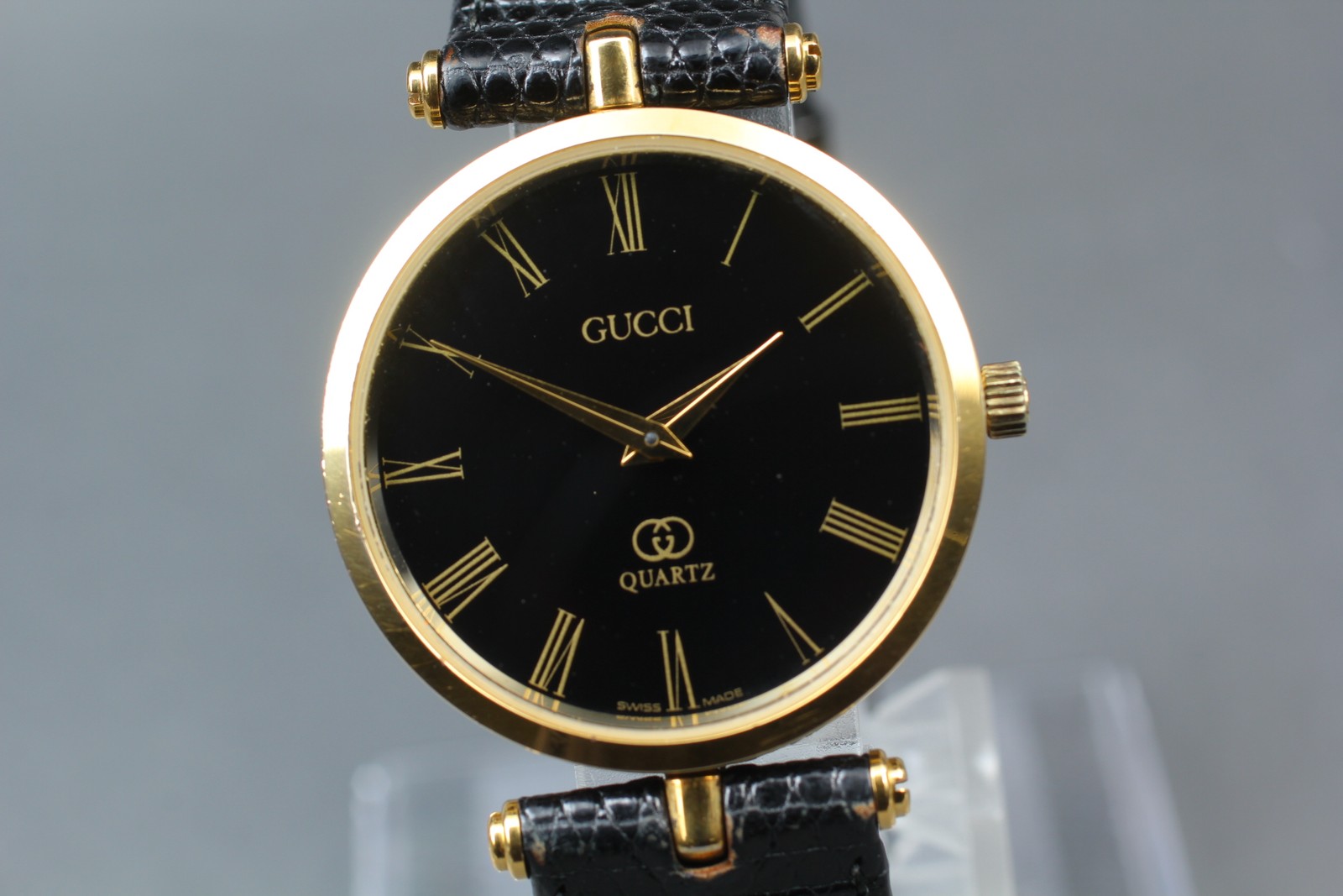 [Near MINT] GUCCI 2000M 30mm Black Dial Roman Quartz Men’s Vintage Watch