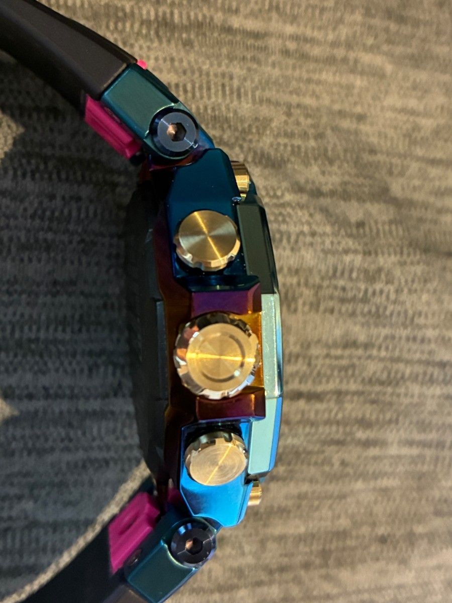 Drop Limited G-Shock Blue Phoenix MTG B2000PH 2AJR Excellent Condition Due to