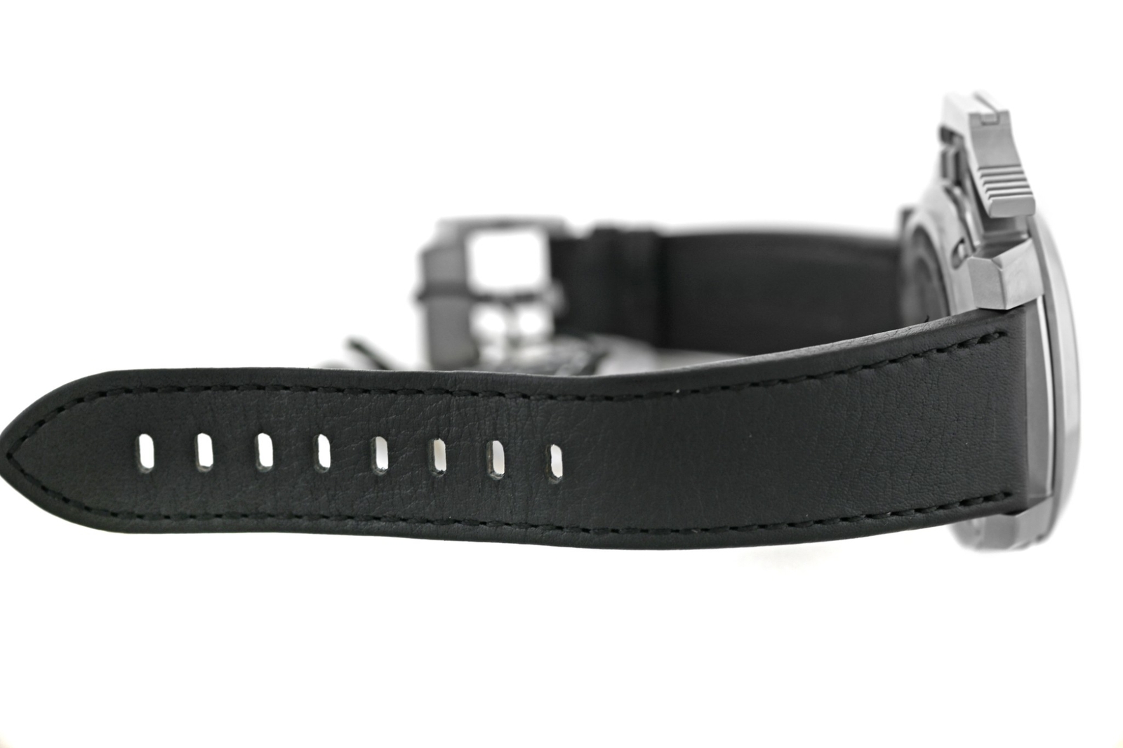 Graham Chronofighter Superlight Carbon 2CCAS.V01A Chronometer 46MM Men’s Watch