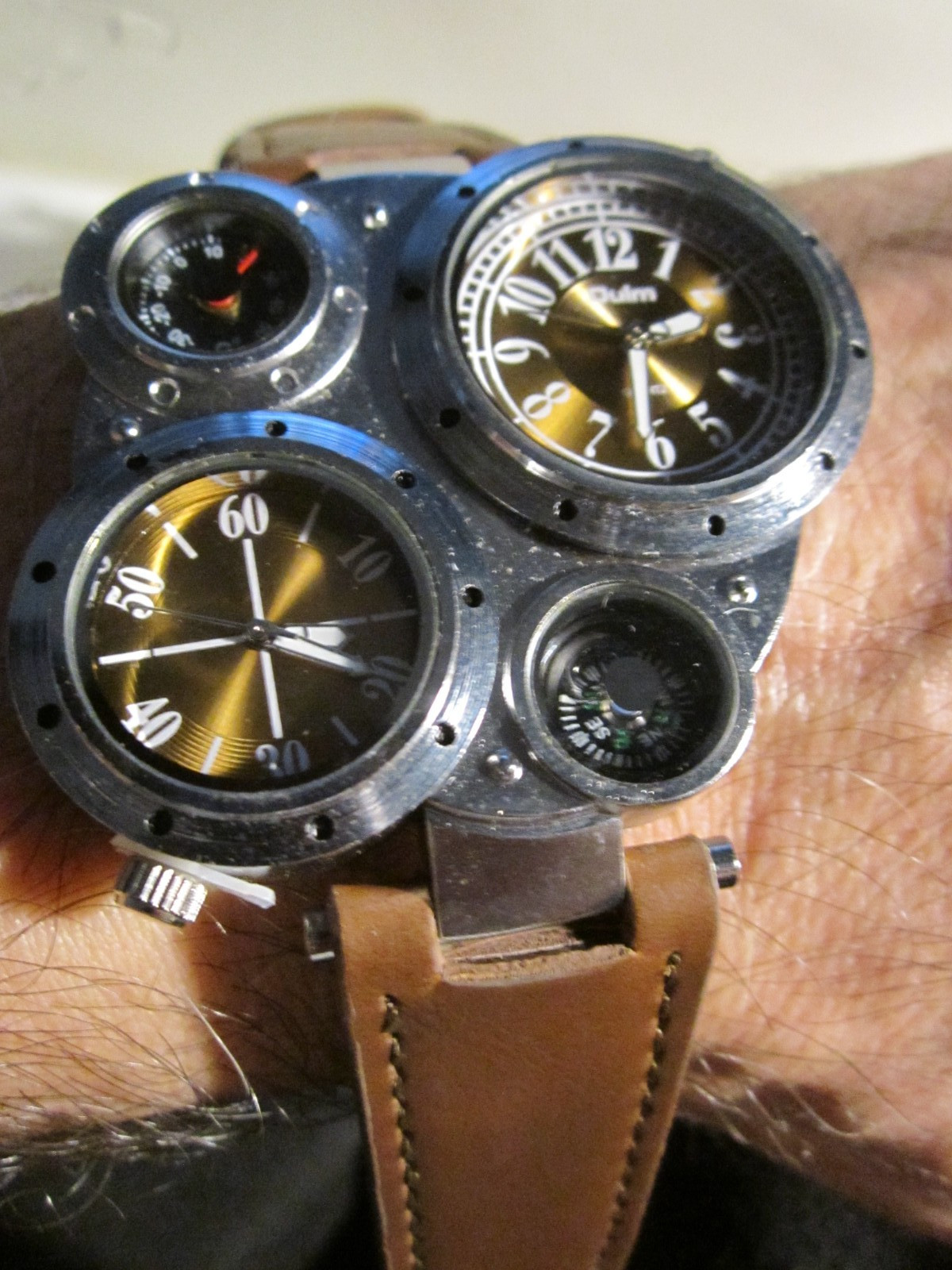 OULM WATCH MULTIPLE DIALS – TWO CLOCKS ONE COMPASS ONE CELSIUS GAUGE 9″ – OFC-W