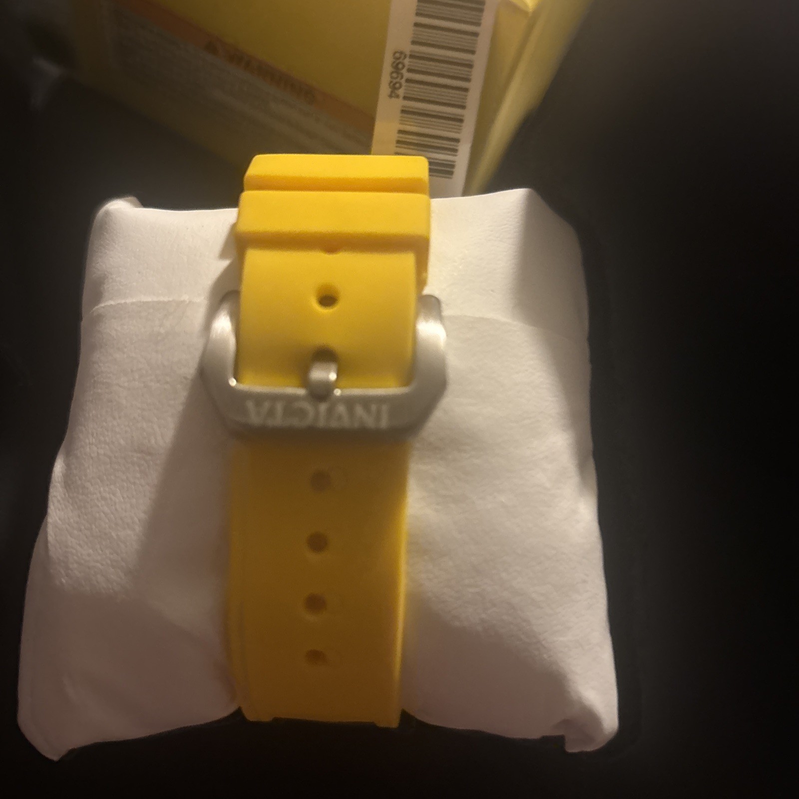 Invicta Racing Sunshine State – Nitro Gen Men’s Watch 43mm, Blue/Yellow (69694)