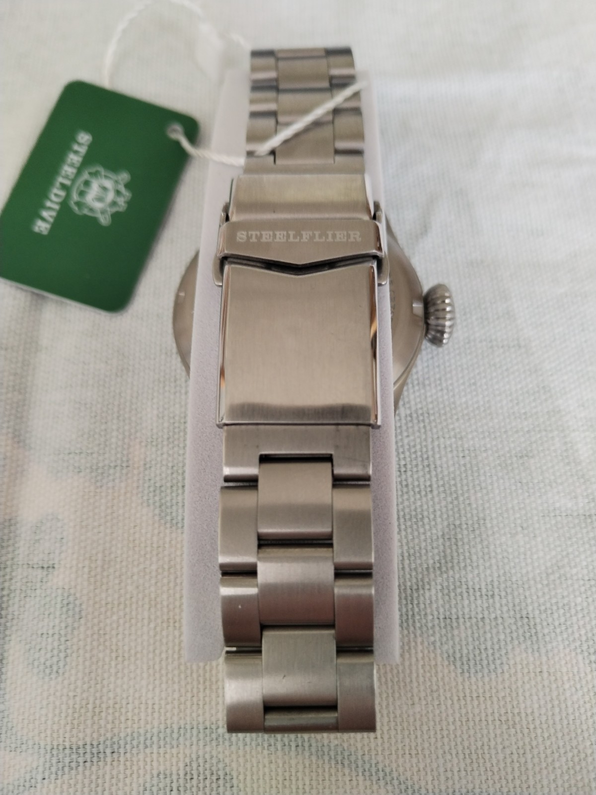 Steeldive – Steelflier Quartz Pilot Watch With Sapphire Crystal.