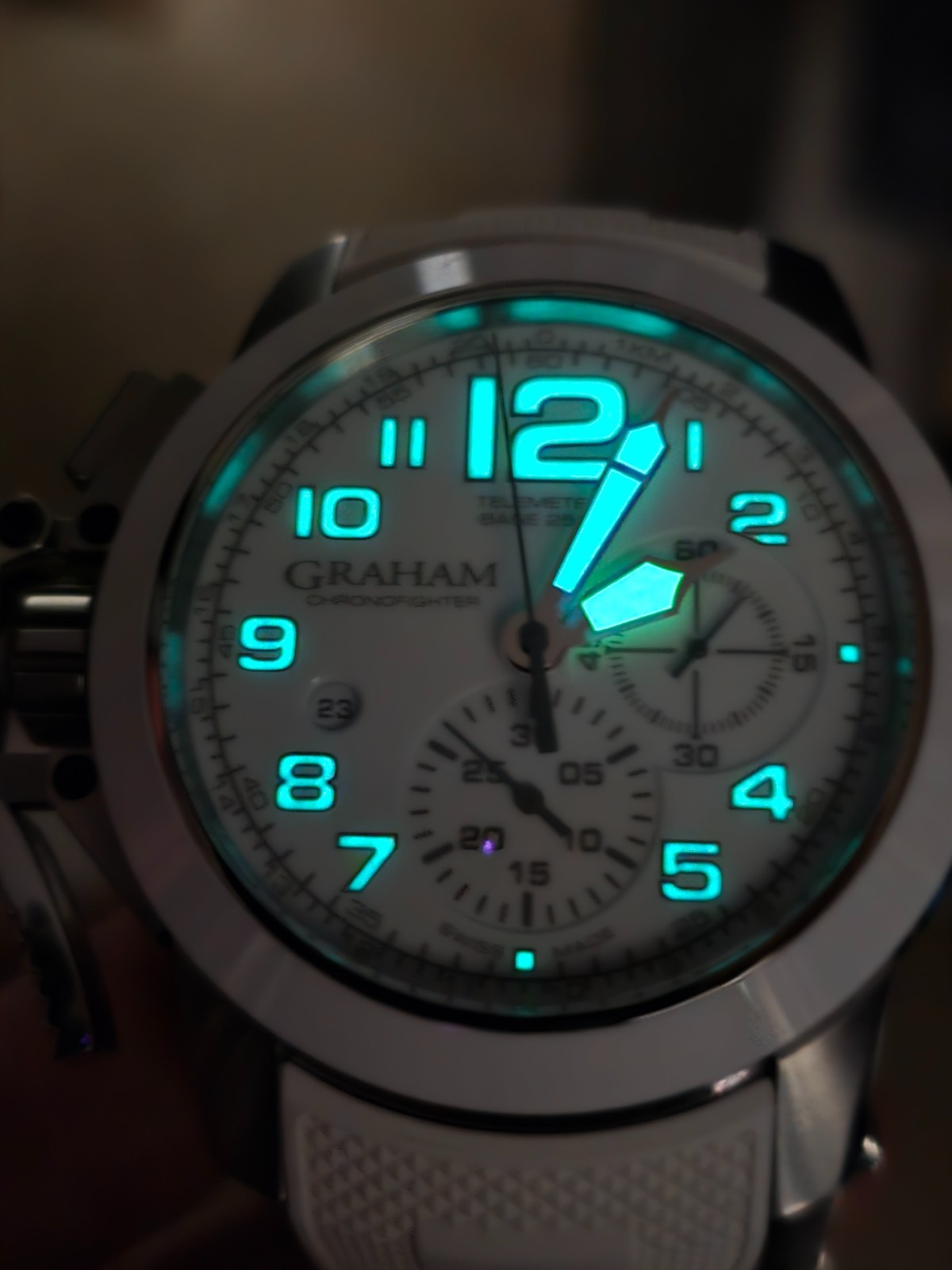 White Ceramic Bezel Graham Chronofighter 2CCAD.W02A