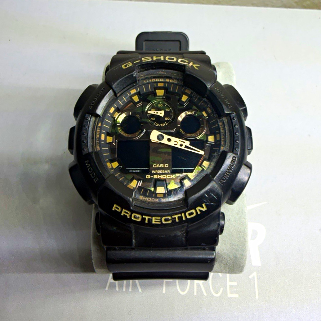 Camouflage Casio G-SHOCK Men’s Analog-Digital Black/Gold Quartz Resin Strap 50mm