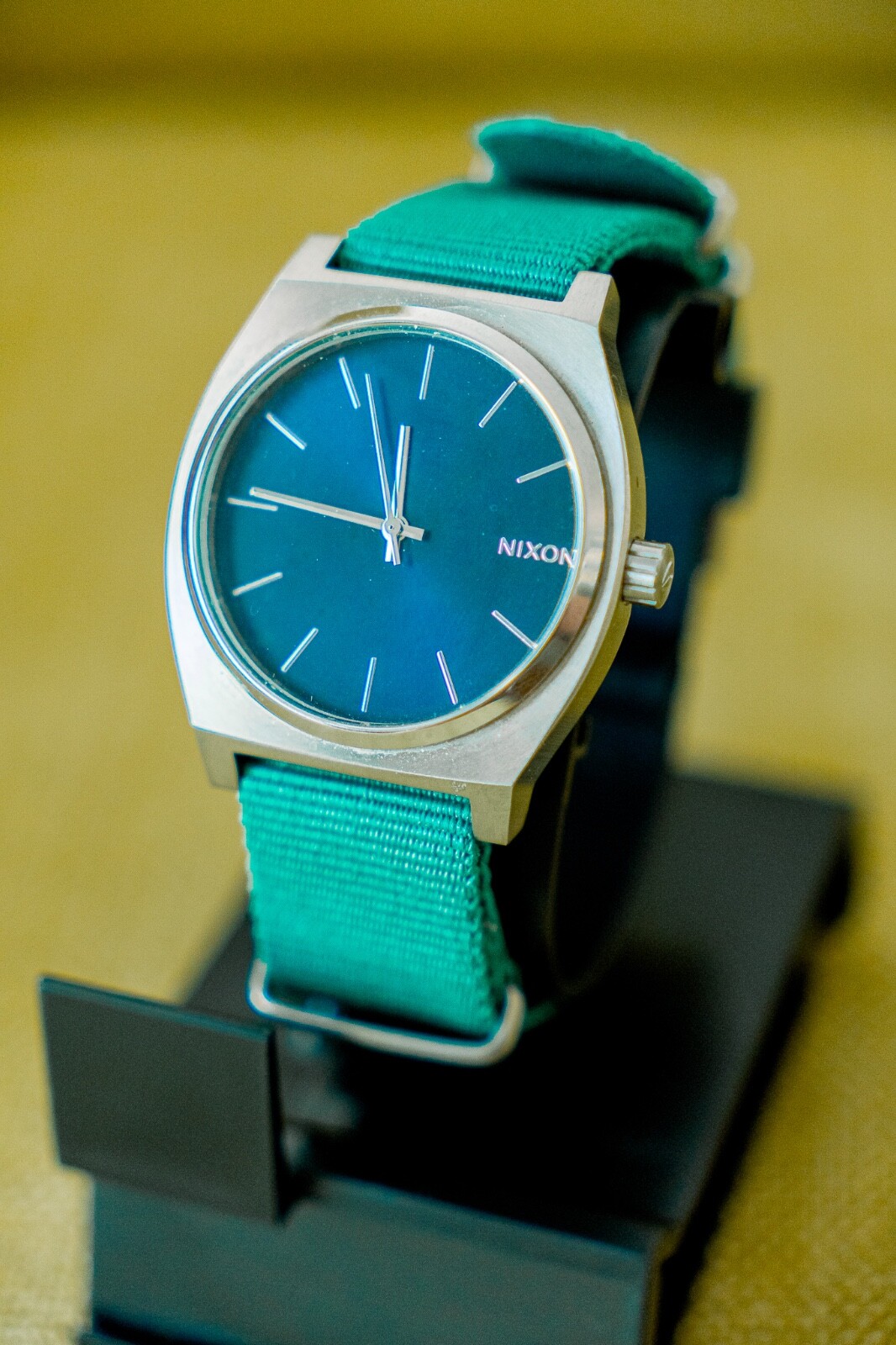 Nixon Minimal The Time Teller Watch All Steel WR 100m 37mm Mens