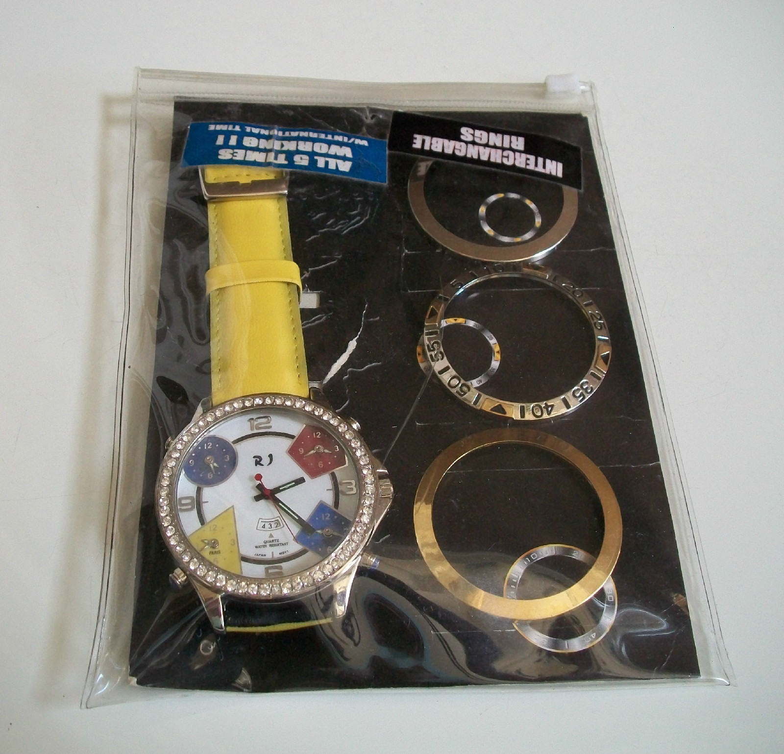 RJ Bling, Plain Bezel 5 Time Zone Date Men’s Fashion Watch & Pouch & Extra Bezel
