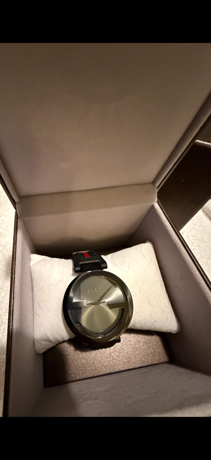 Gucci YA133206 Men’s Interlocking Black Leather with Red and Green Inlay 42mm…