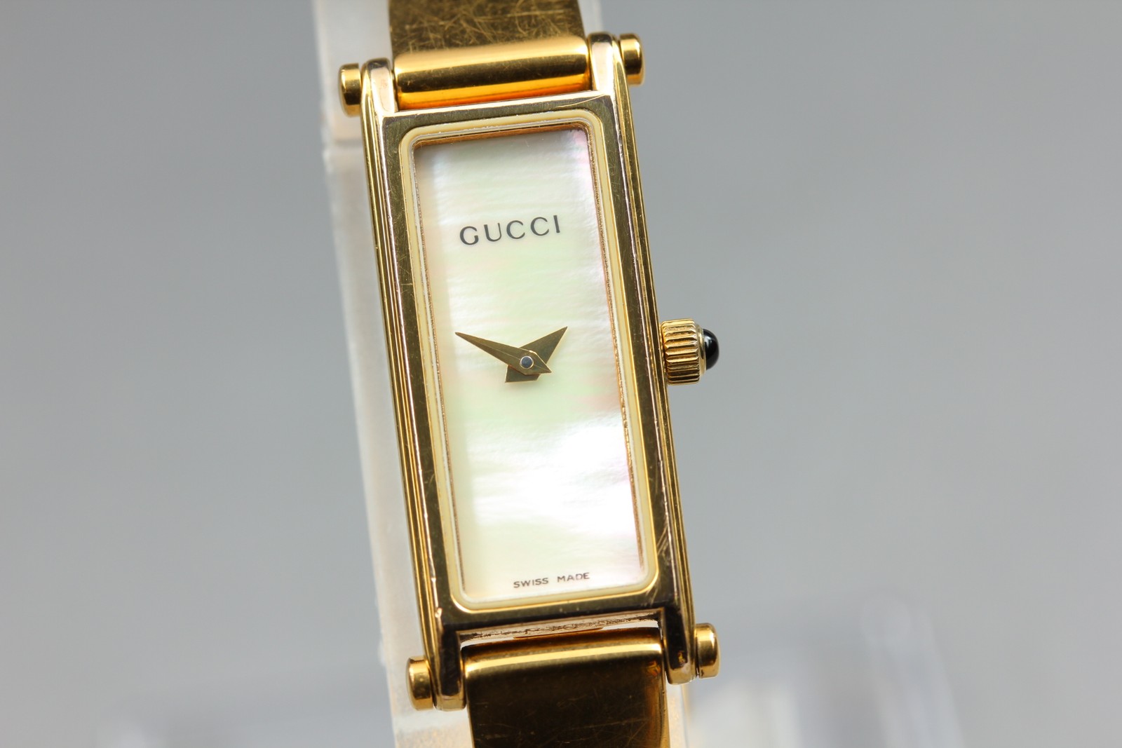 [Near MINT] GUCCI 1500L 12mm Shell Dial Quartz Women’s Watch From JAPAN