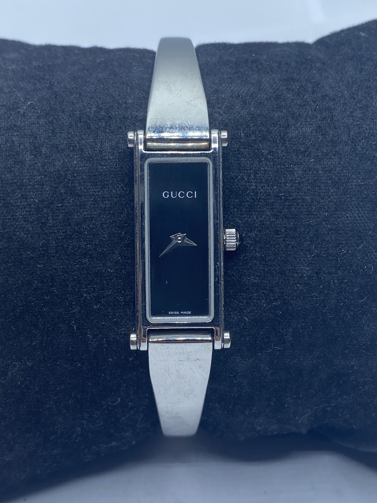 Gucci 1500L Stainless Steel Bangle Watch Black Dial Swiss Made Ladies COA
