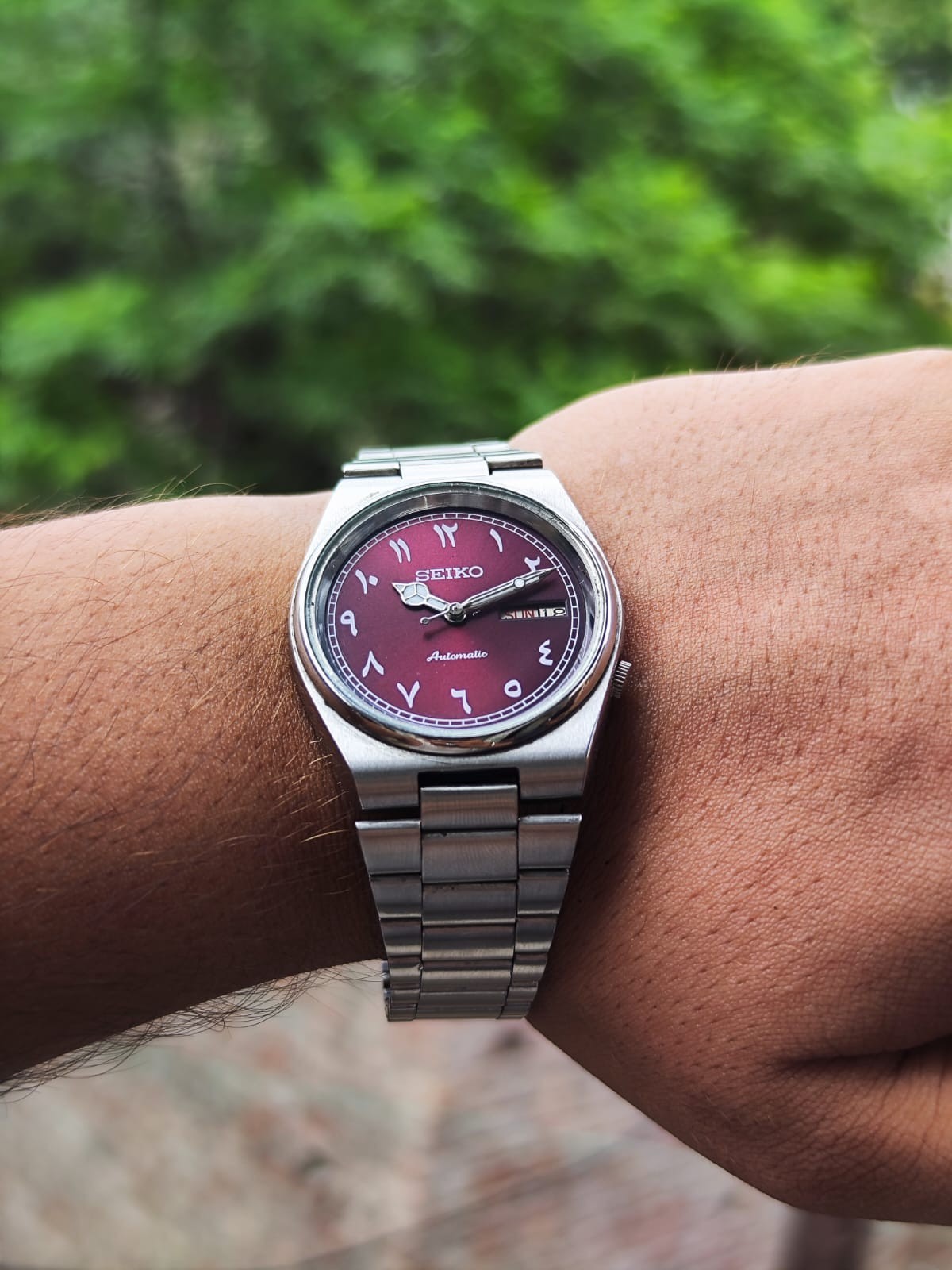 Seiko Automatic 7009-3171 Red Arabic Dail Vintage Men’s Watch Rare