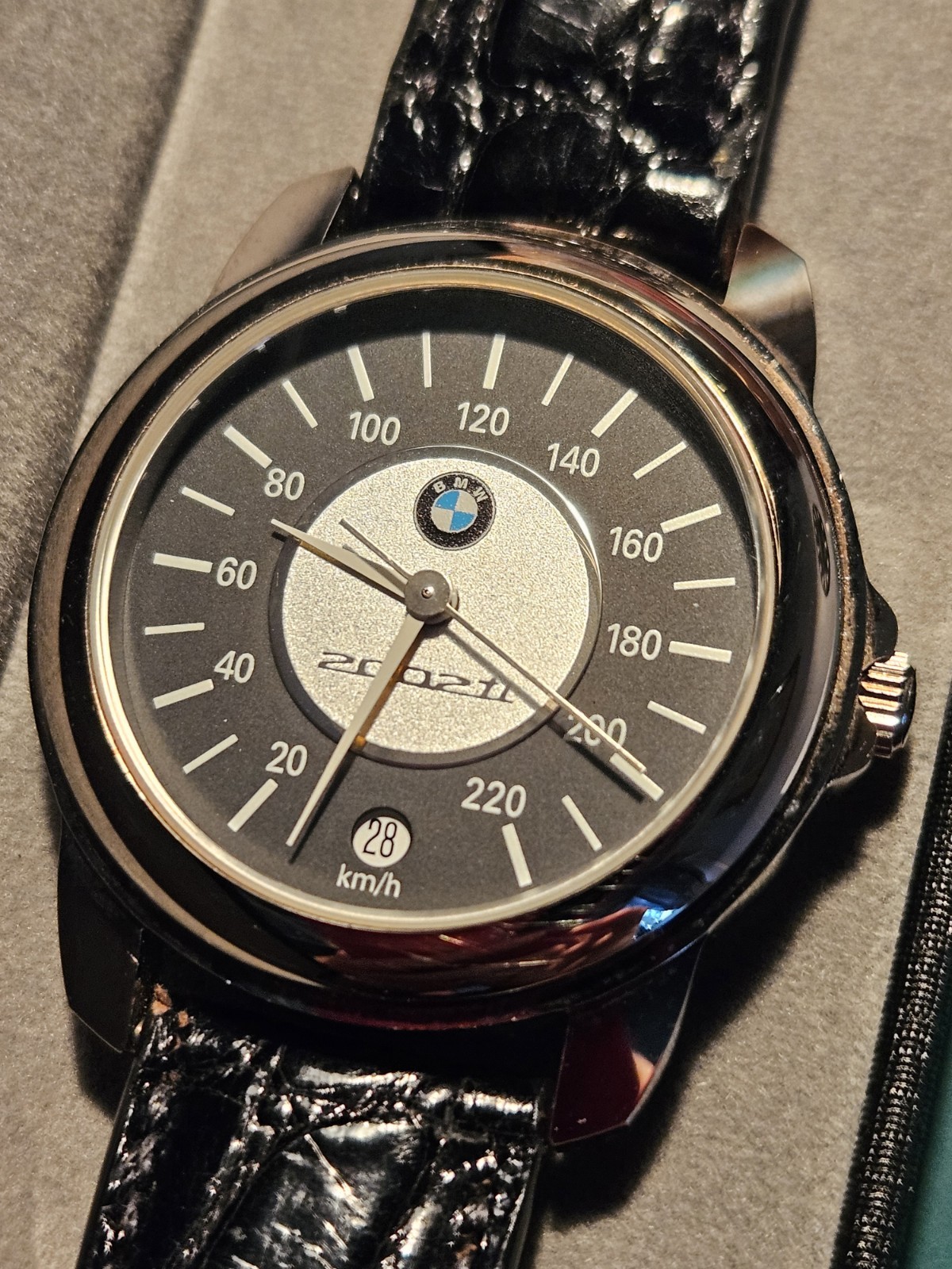 *Rare* 36mm BMW 2002ti Automatic Speedometer Watch