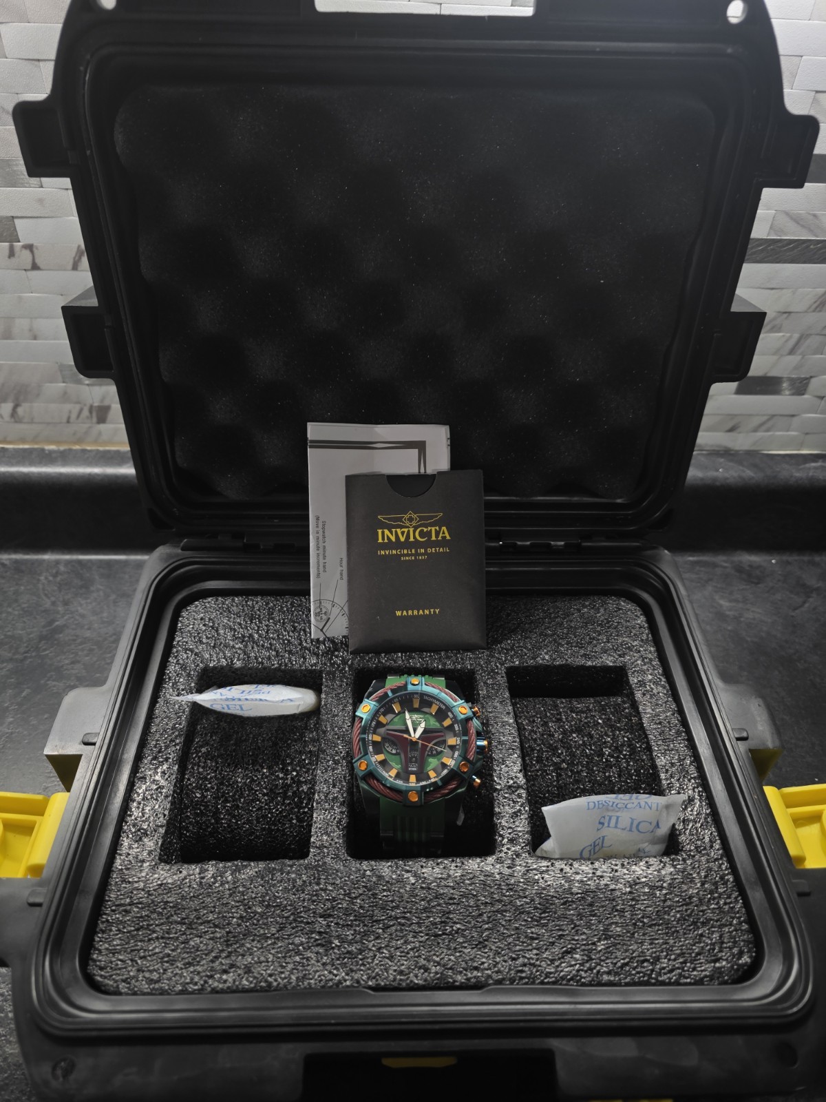 Invicta Star Wars Limited Edition Quartz Chronograph Tachymeter Green Dial