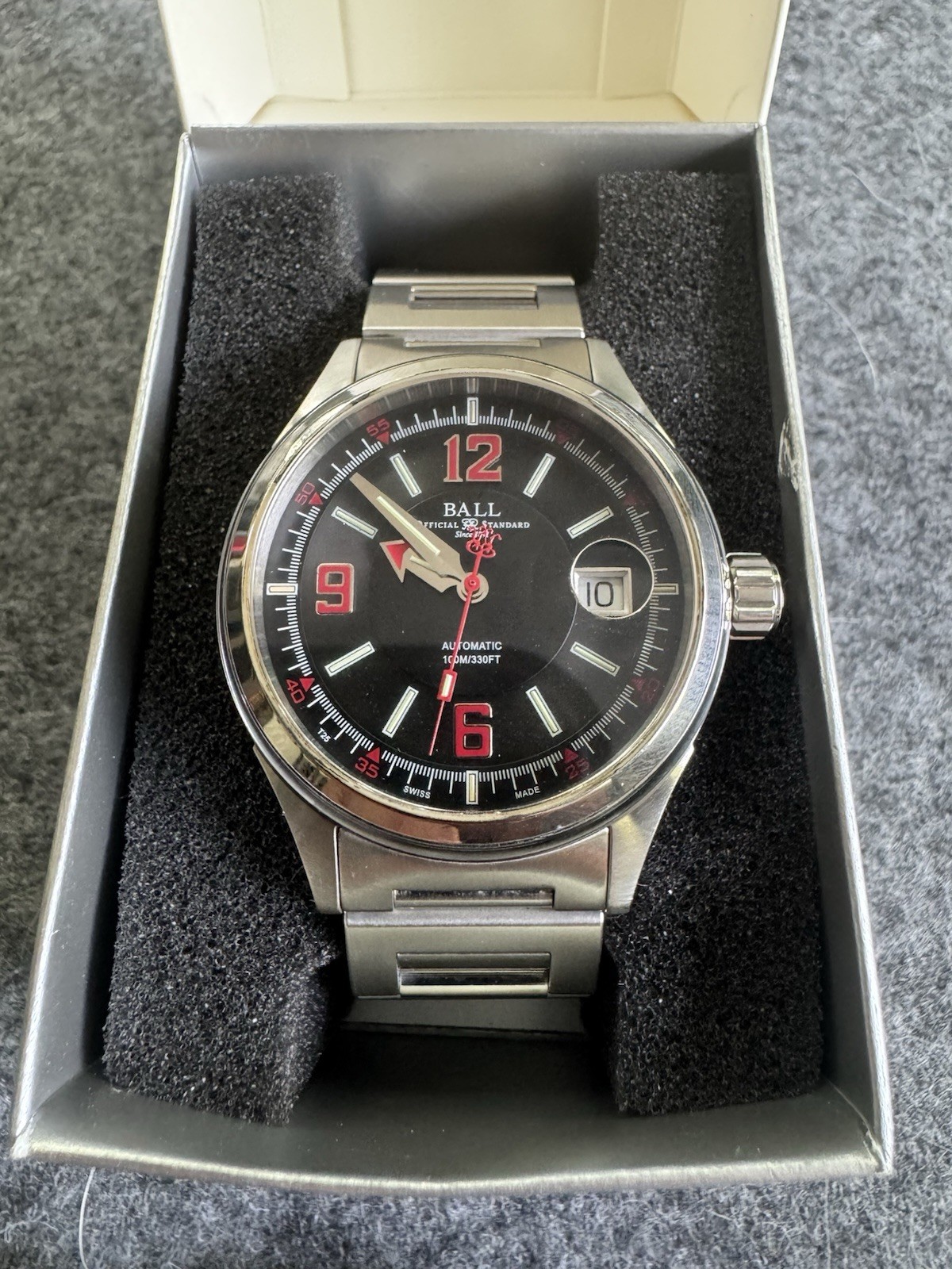BALL Fireman Automatic 40mm 100m Date Black/Red Dial Stainless Bracelet