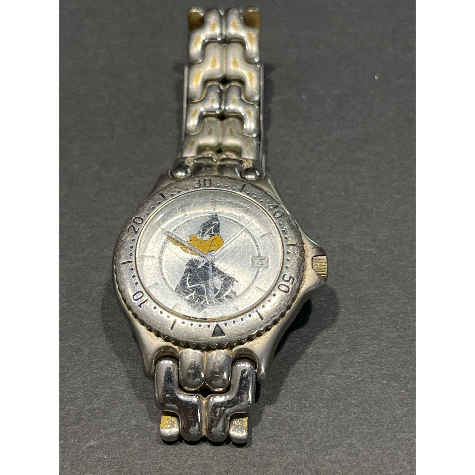 Vintage Warner Bros Fossil Daffy Duck Watch Silver Tone LI-1102 Looney Tunes