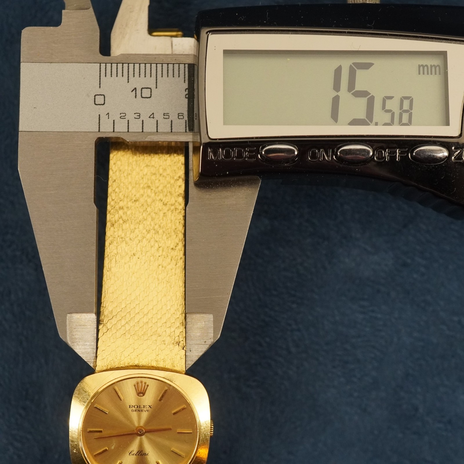Rolex Cellini 18k Yellow Gold Ref.3762 J Manual Wind Cal.1600 Vintage 1969