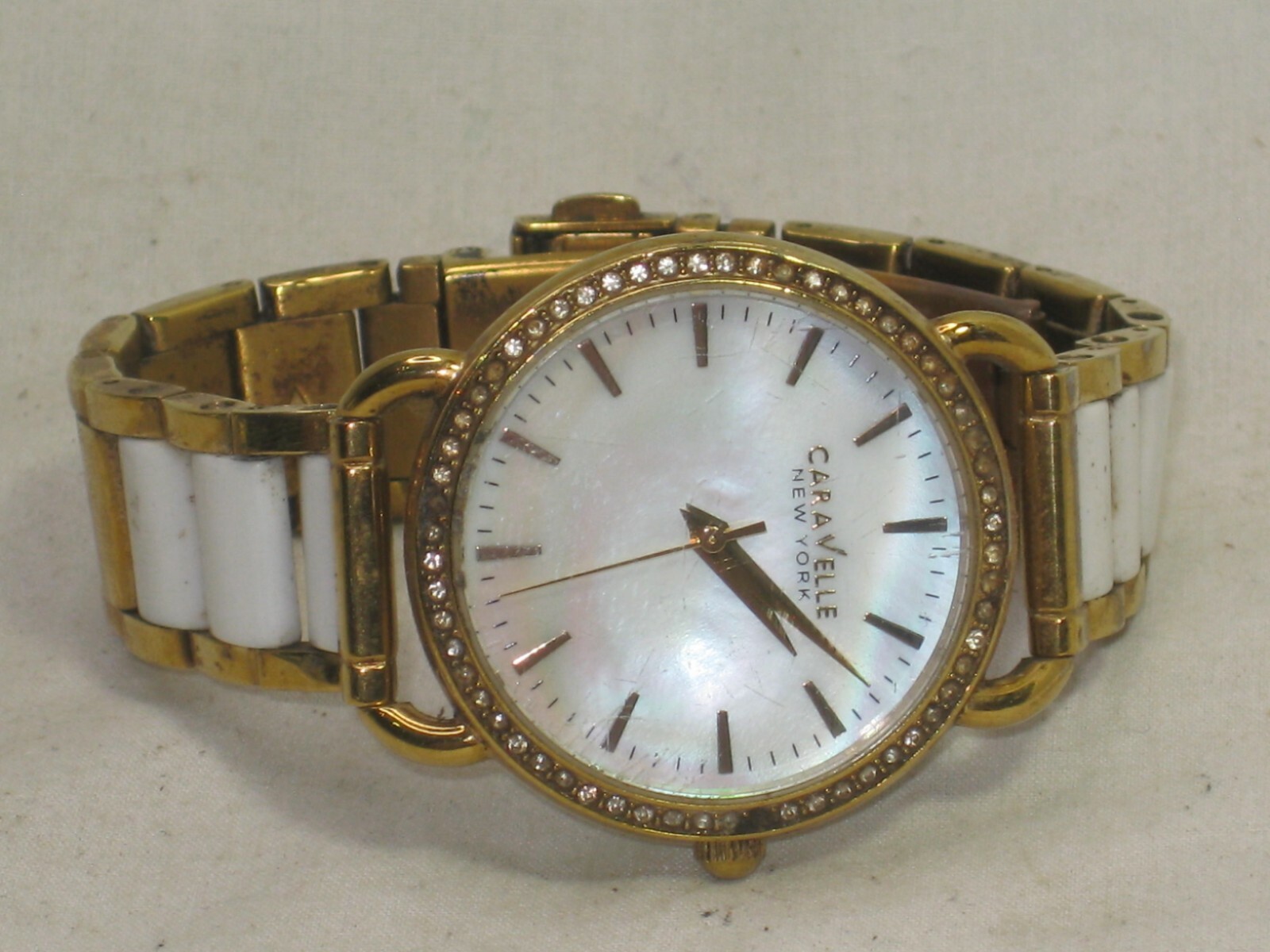 pre-owned Caravelle New York wristwatch watch 44L172 C934503 B5