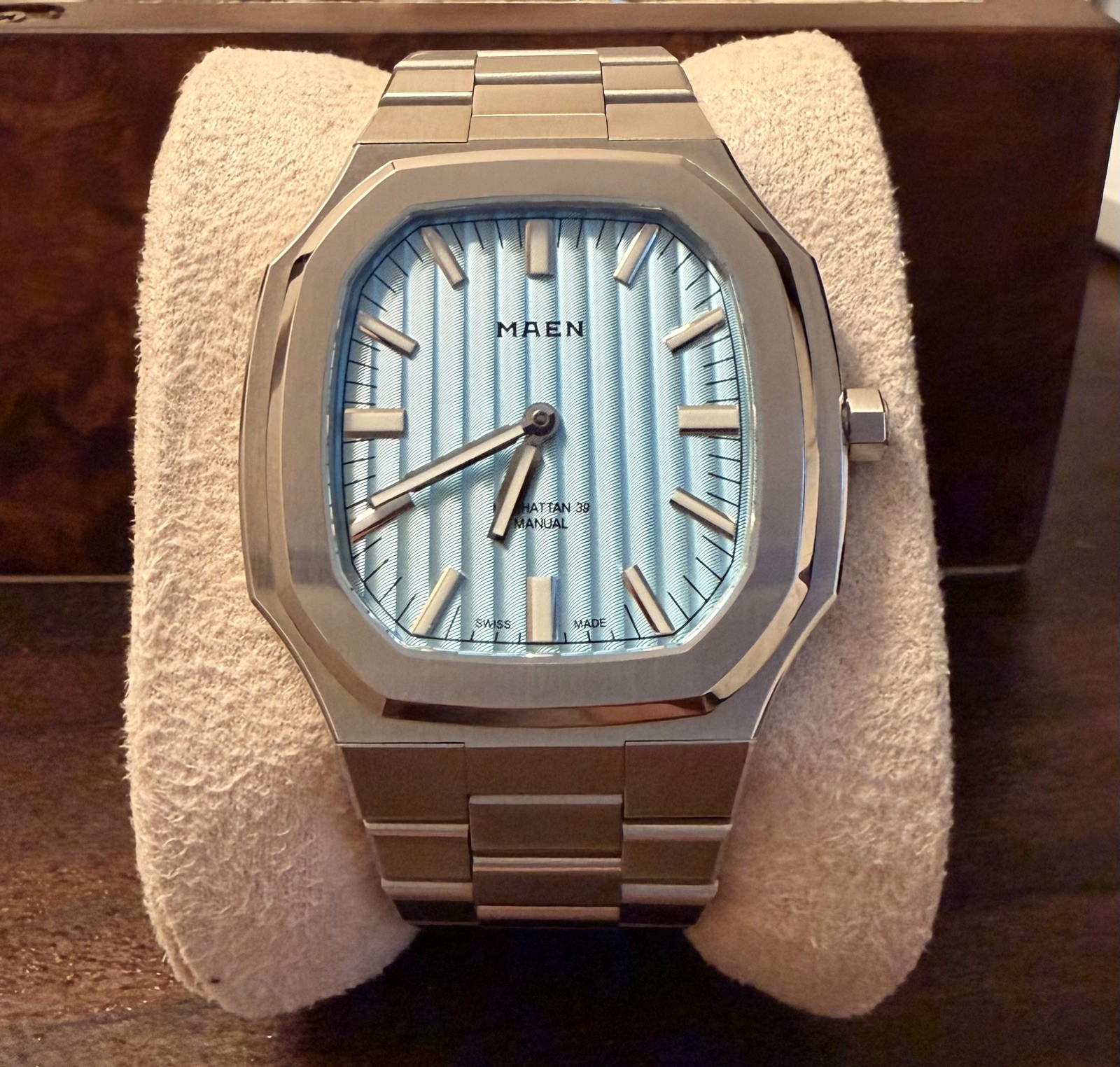 MAEN MANHATTAN 39 ULTRA THIN Ice Blue – M4.1.3 39mm Men’s Watch Manual Wind