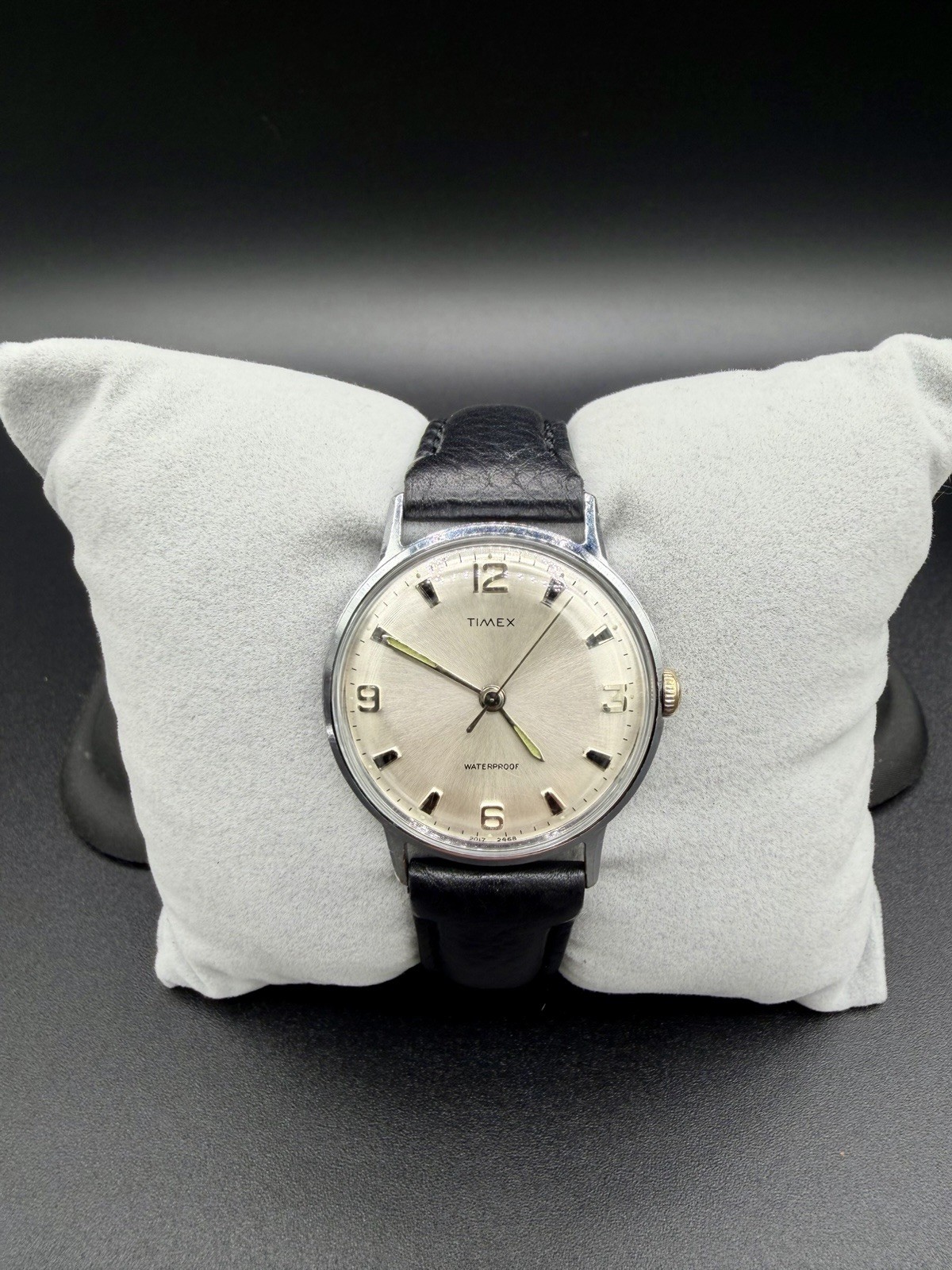 Vintage 1969 Timex Marlin Mechanical Manual Wind Watch 2017 2469 Runs Champagne