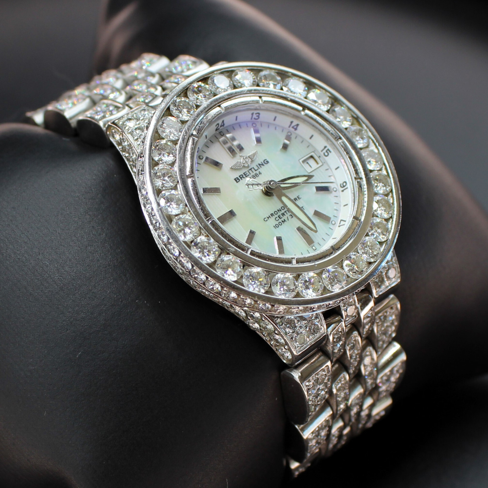 21 CARAT BUST DOWN BREITLING STARLINER WHITE MOTHER OF PEARL DIAL DIAMOND WATCH!