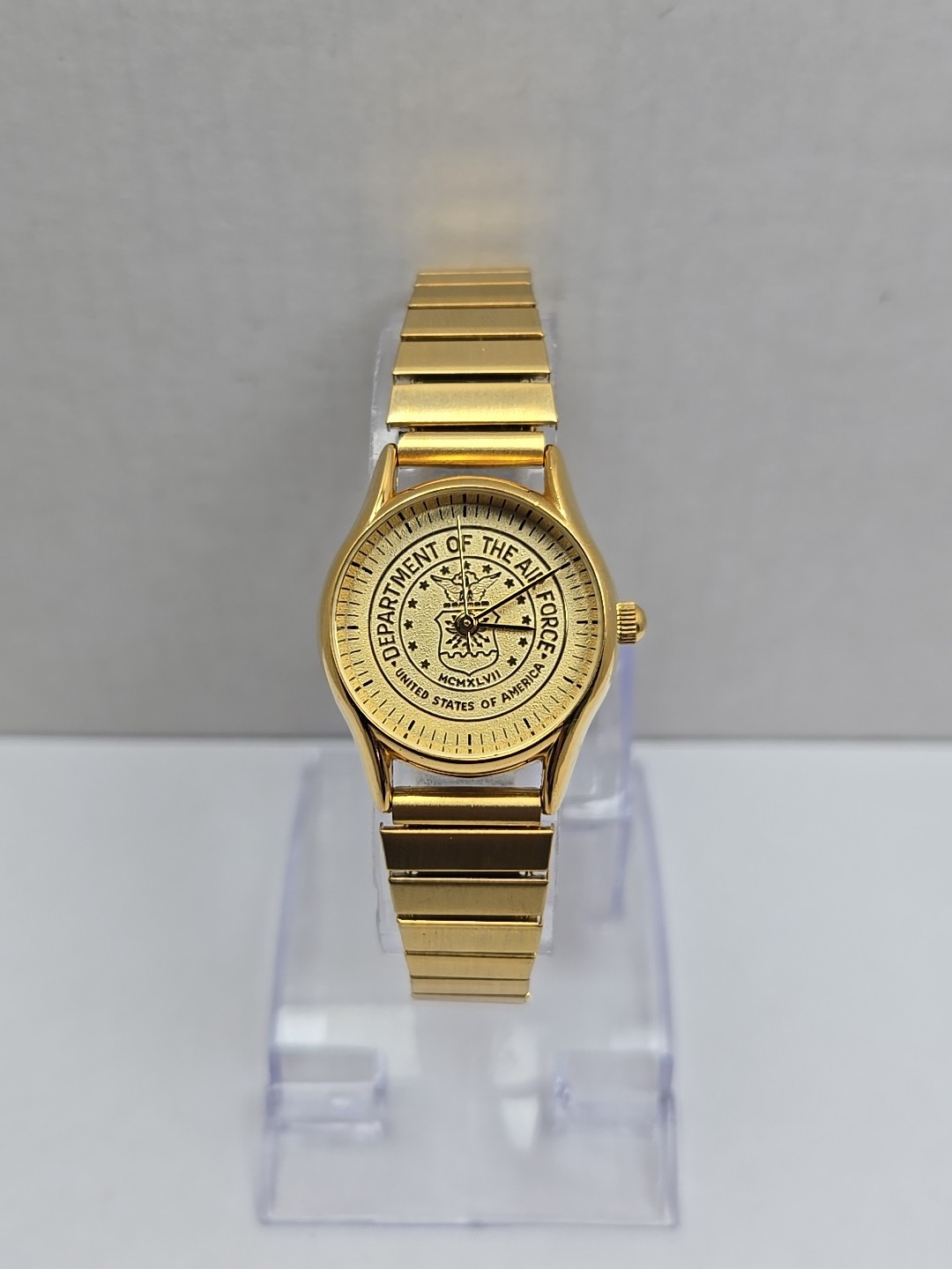 Vintage Department Of The Air Force Gold Tone Stretch Bracelet Watch New Battery