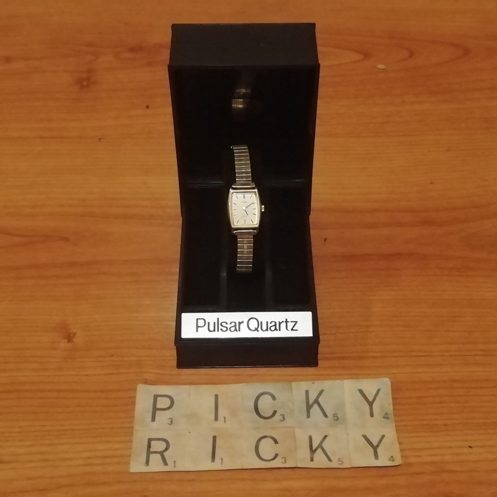 Vintage Pulsar Ladies Quartz Gold Plated Bracelet Watch Y481-6650 – Boxed