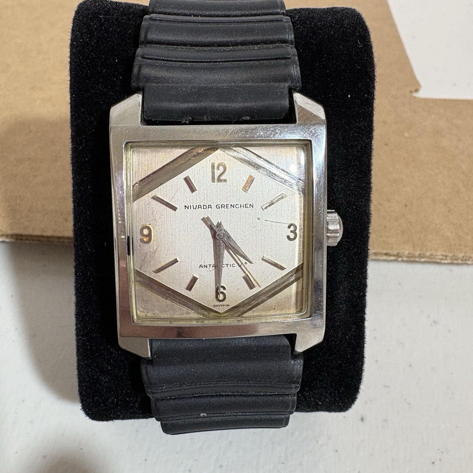 Vintage Nivada Grenchen Antarctic V Automatic/Self Winding Watch RUNS!