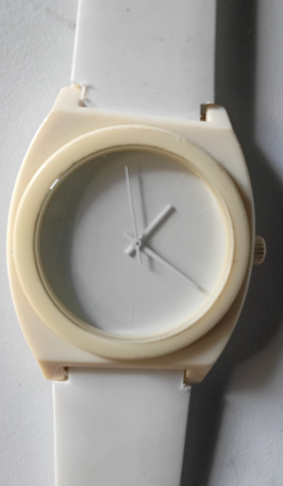 Nixon Minimal “The Time Teller P” White Watch New Battery Runs Replaced Band