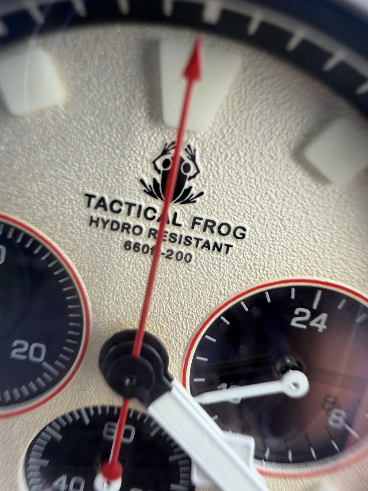 TACTICAL FROG Titanium VS75B Solar Power Quartz Chronograph Watch Newman Panda