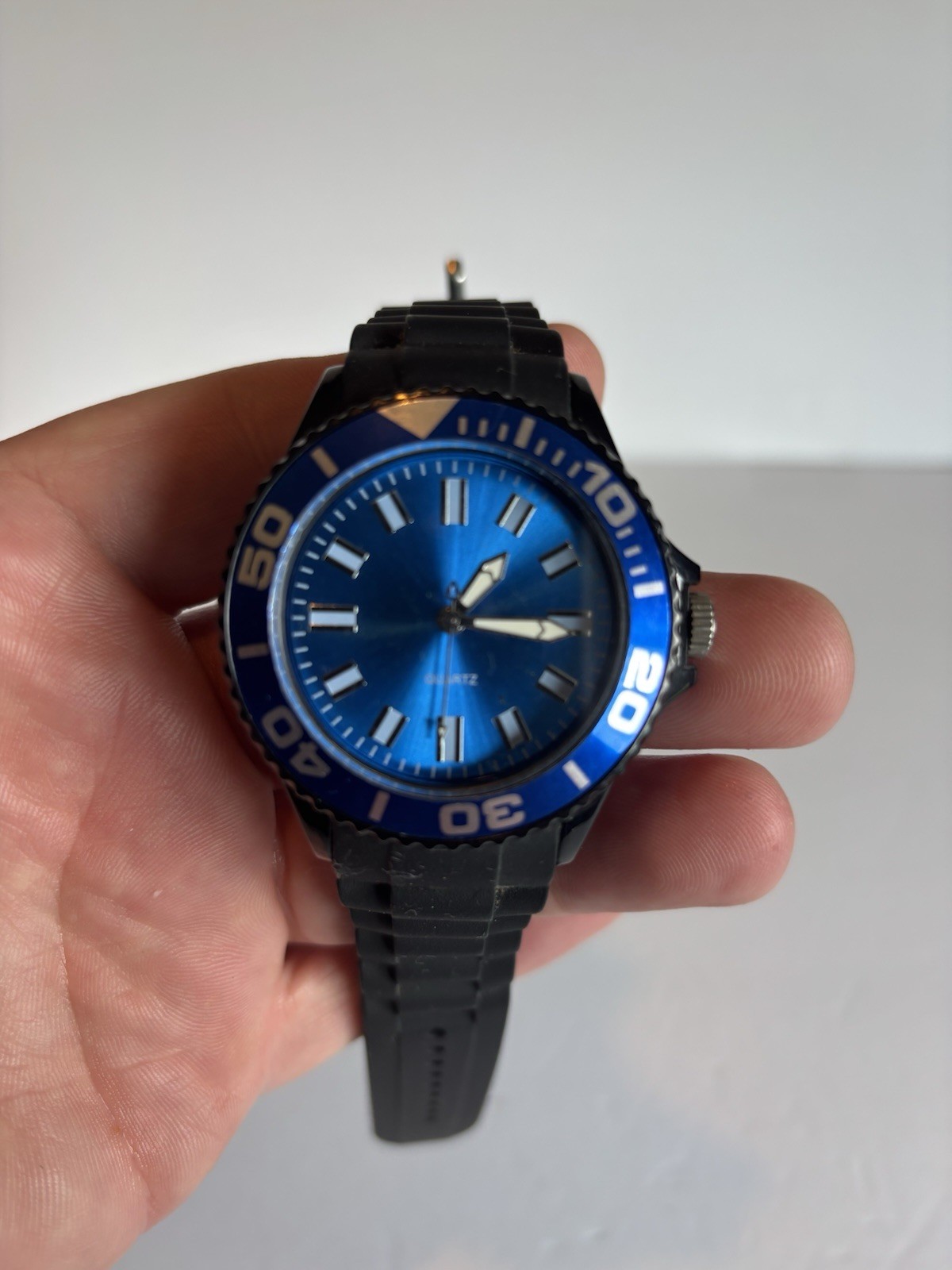 Blue Faced Men’s Watch Japanese Movement Water Resist 30 Meters