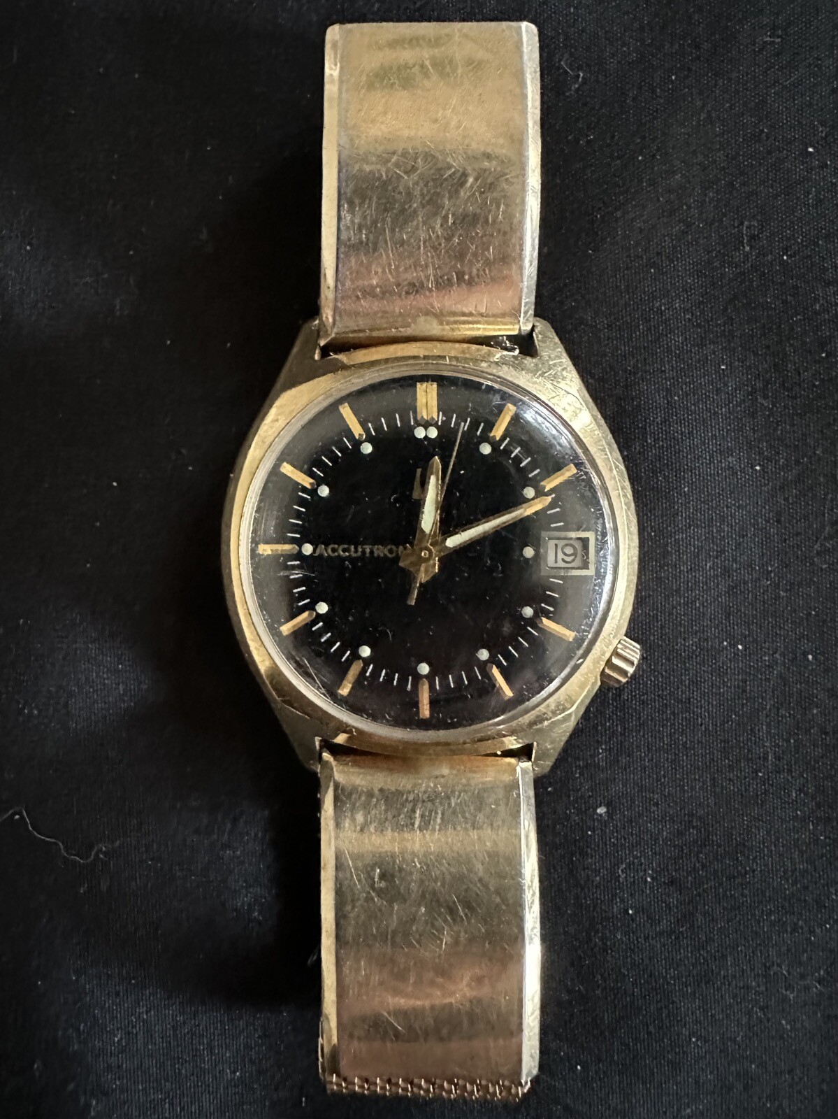 1969 Bulova Accutron E27995 M8 14K Gold Filled Case 1960’s Black Dial Date