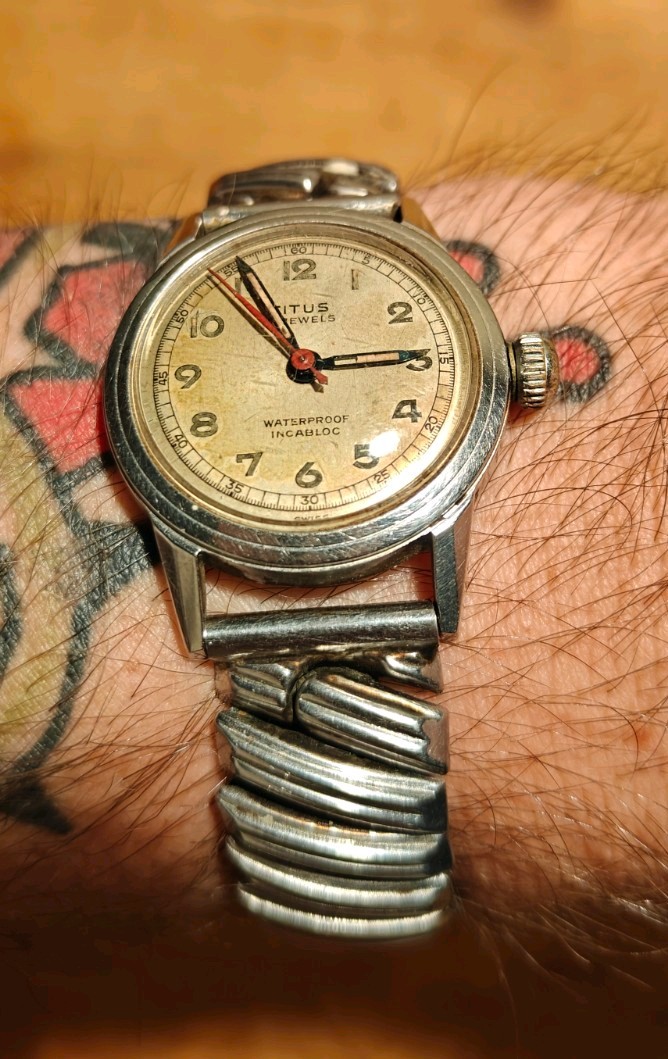 Vintage Titus Geneve Military WWII Era Mechanical Watch Cal 811 Running
