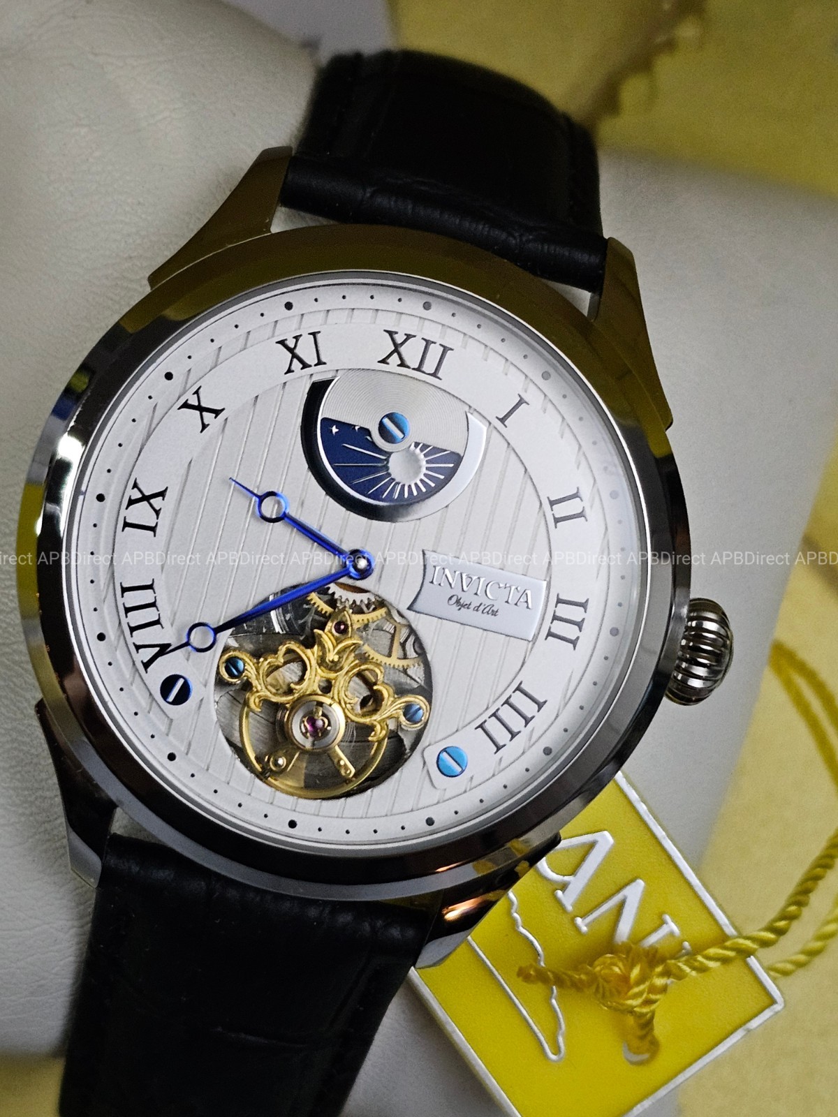 Invicta – Objet D Art – Open Heart – Automatic – Day / Night Leather mens Watch
