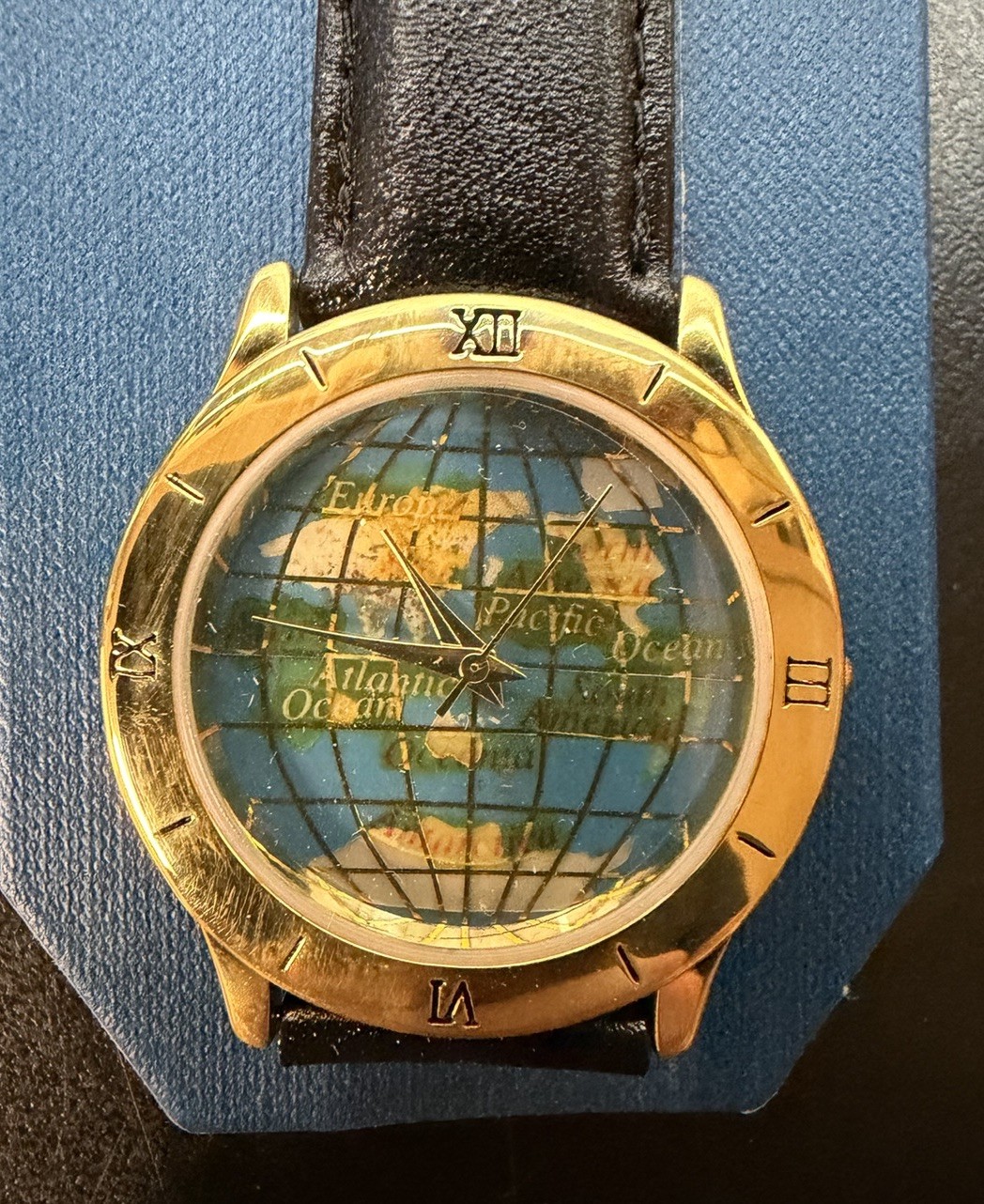 Stunning Globe Watch World Map New Open Box