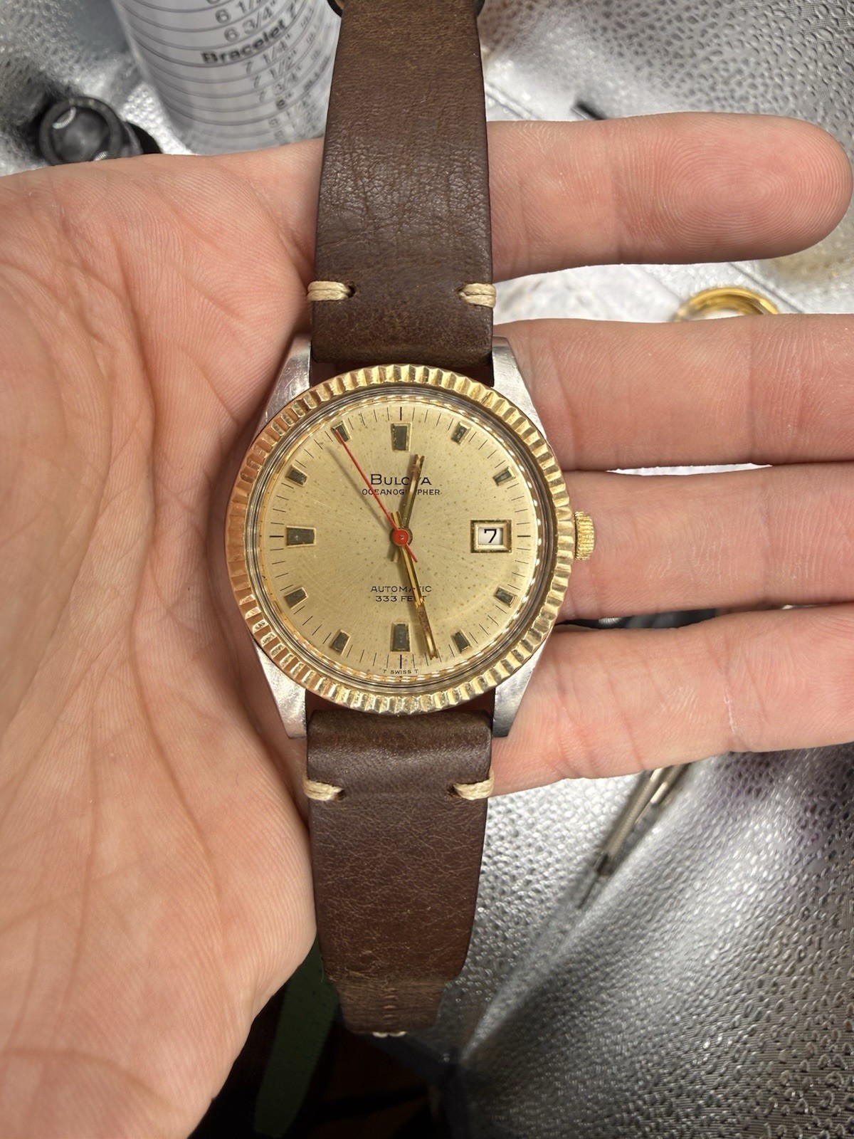 Bulova Oceanographer Automatic Champagne Sunburst Dial Date Solid 10K Bezel