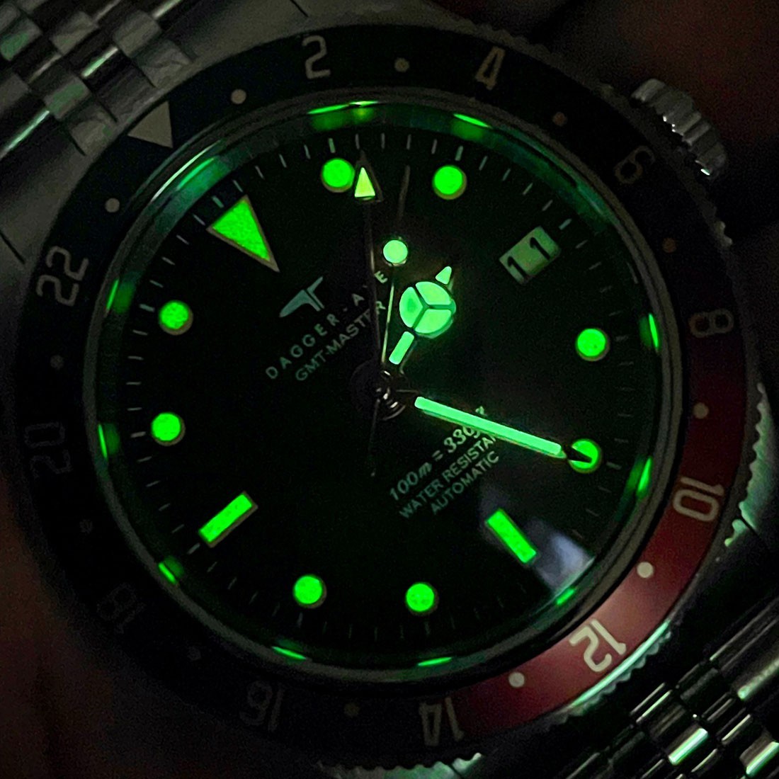 Dagger Axe Voyager Automatic GMT Steel Black Date Red Blue Men’s Watch