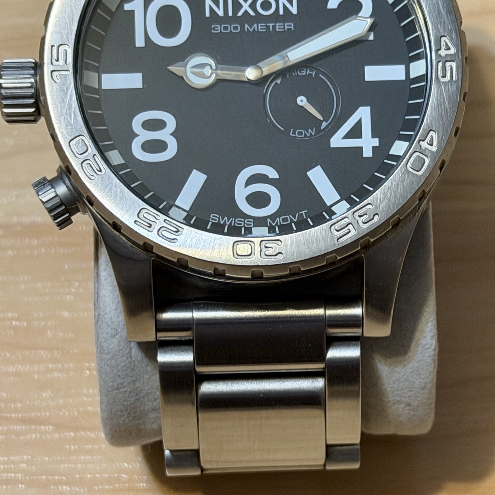 Nixon The 51-30 “Simplify” Black Silver Men’s Surf Analog Tide Watch RUNNING