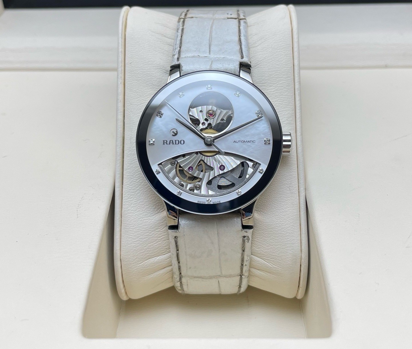 Rado White Recessed design Dial Centrix R30245905 Women’s Watch Automatic 33mm
