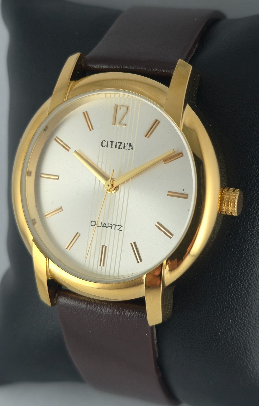 Beautiful Citizen Slim Round Silver Dial Quartz Men’s Wristwatch Leather Band