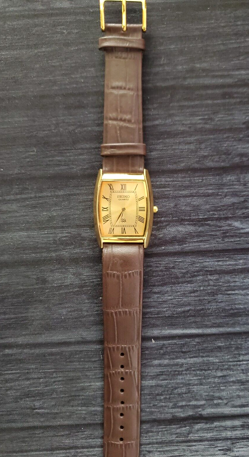 Vintage Retro Men’s Tank Barrel Gld Gld Brw Roman Dial Watch New Mvt & Batt-