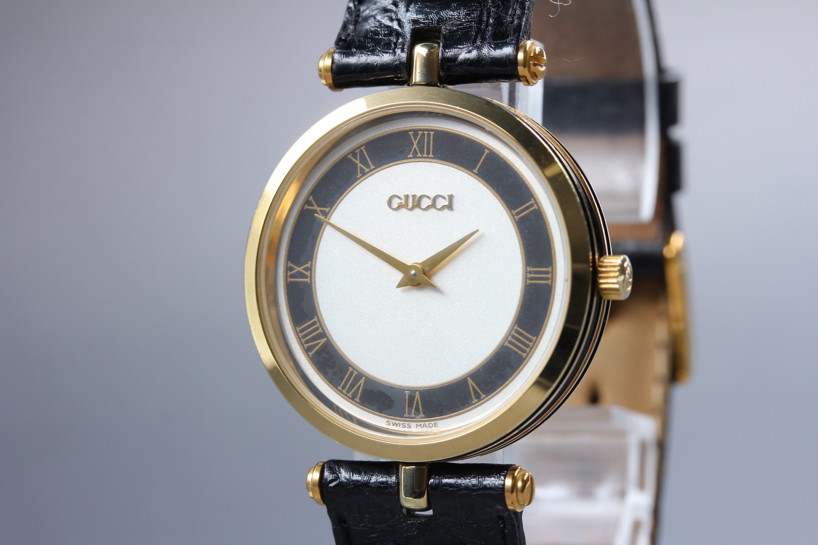 [Near MINT] GUCCI 2000M 30mm Black Dial Gold Quartz Men’s Watch From JAPAN