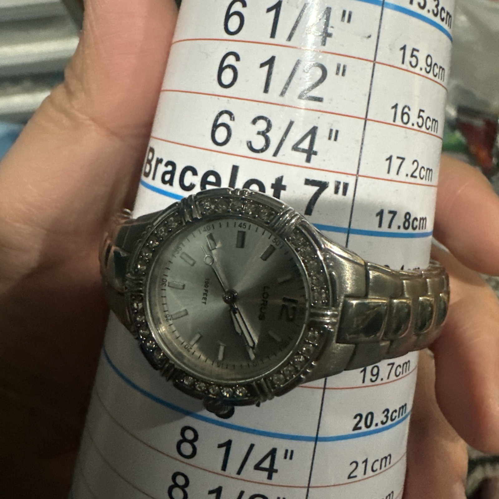 Working Womans Lorus watch 28mm Silver Crystal Dial Steel Bracelet Fit 7.5in Run