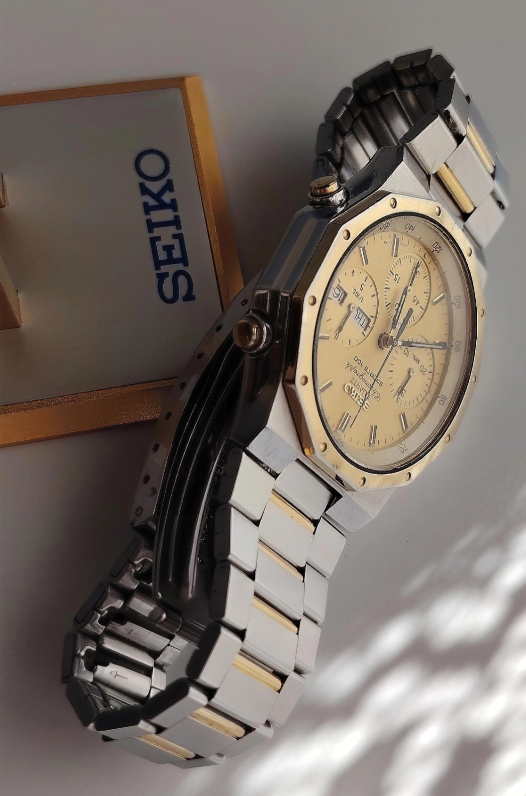 Seiko Chronograph Ref 7a38 702 A Royal Oak Quartz Vintage