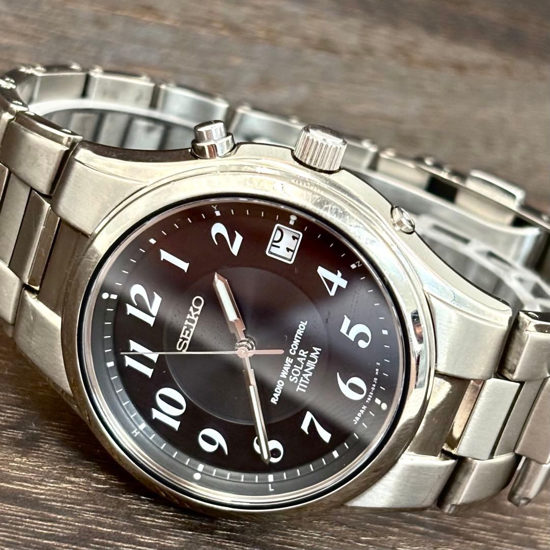 Seiko Spirit Radio Solar 7B22-0AD0 Wristwatch