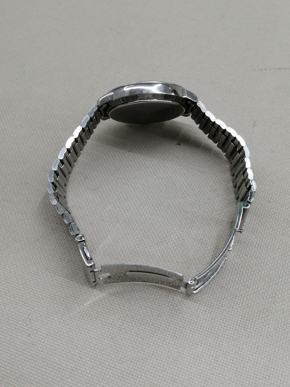 AGNES B. Quartz V654-6100 Used