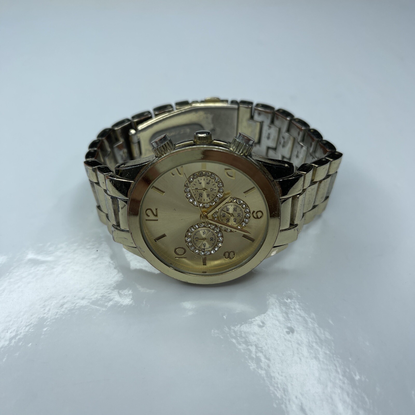 E FMD Ladies Gold XL Face MO563 1601 Japan Retro Crystals Stainless Untested
