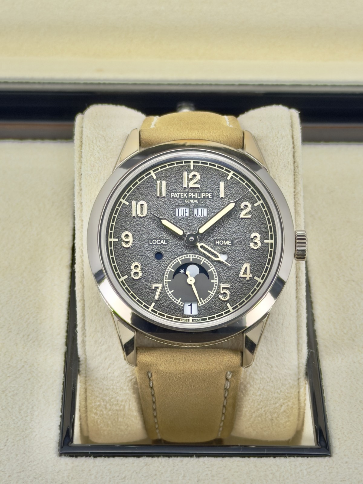 Patek Philippe Complications – Annual Calendar – Travel Time Textured Dial on