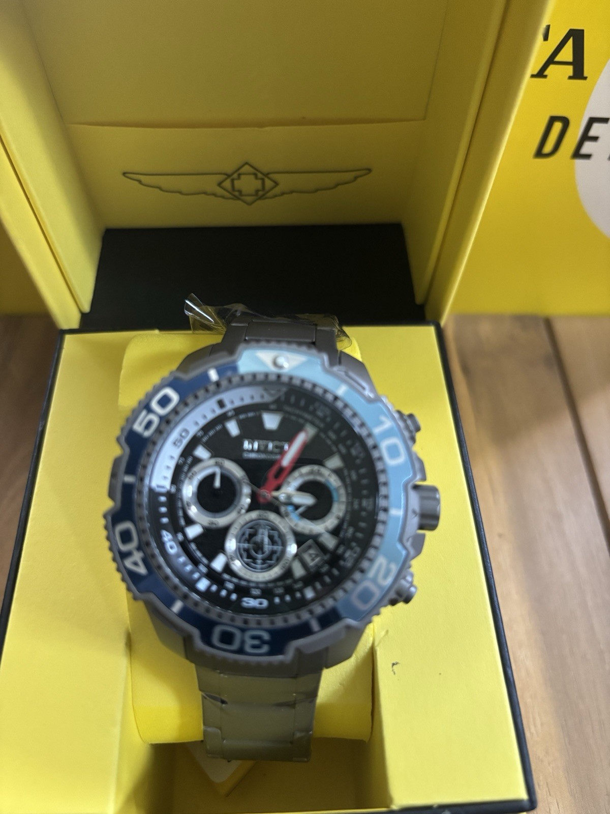 Invicta T1-22 Commander Men’s Watch 48mm, TITANIUM.